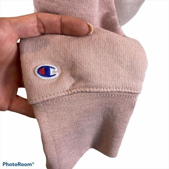 Ladies Pink Champion Logo Sweatshirt Size Medium - Picture 5 of 11